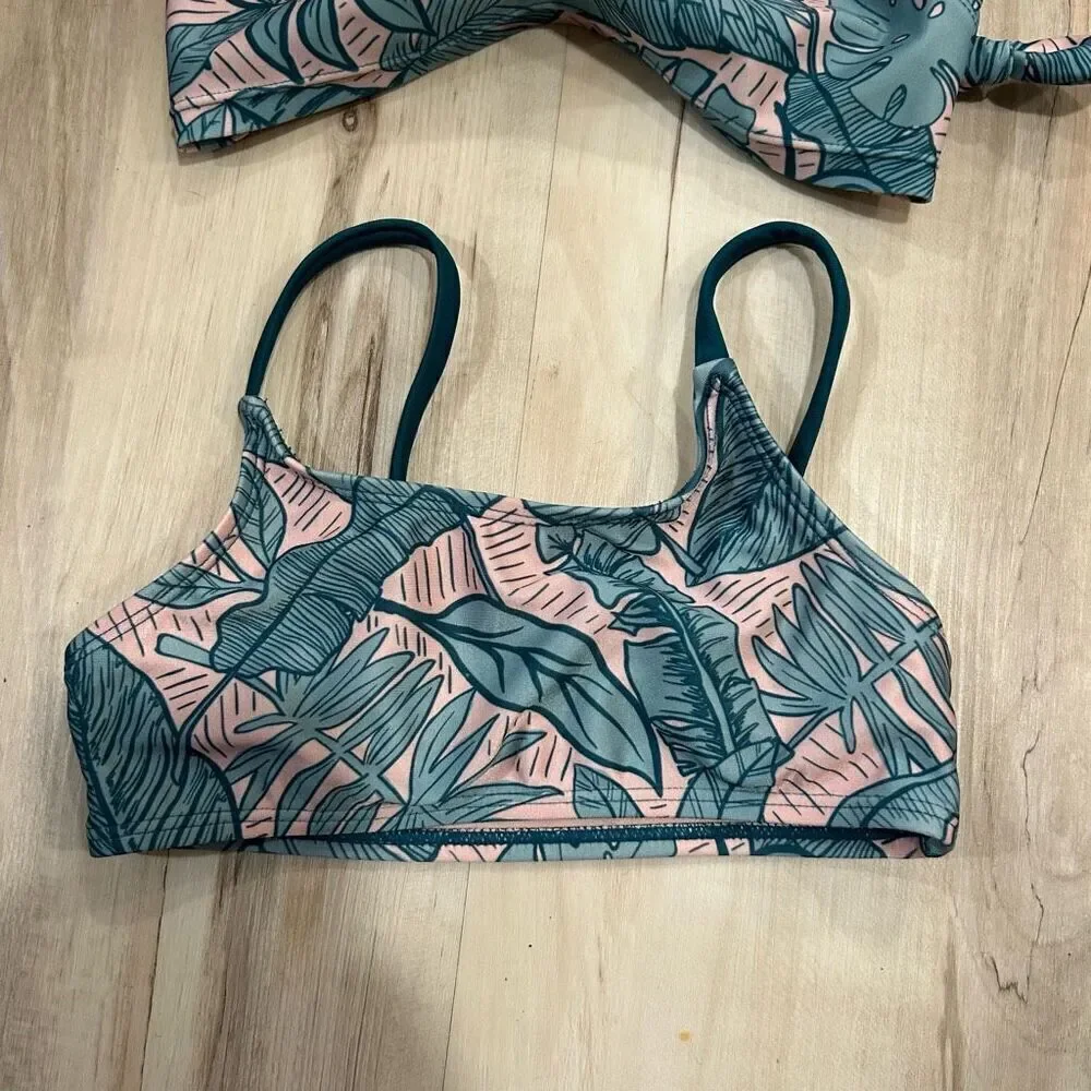 Kid Target Art Class Floral print bikini tops only size XS (4/5)